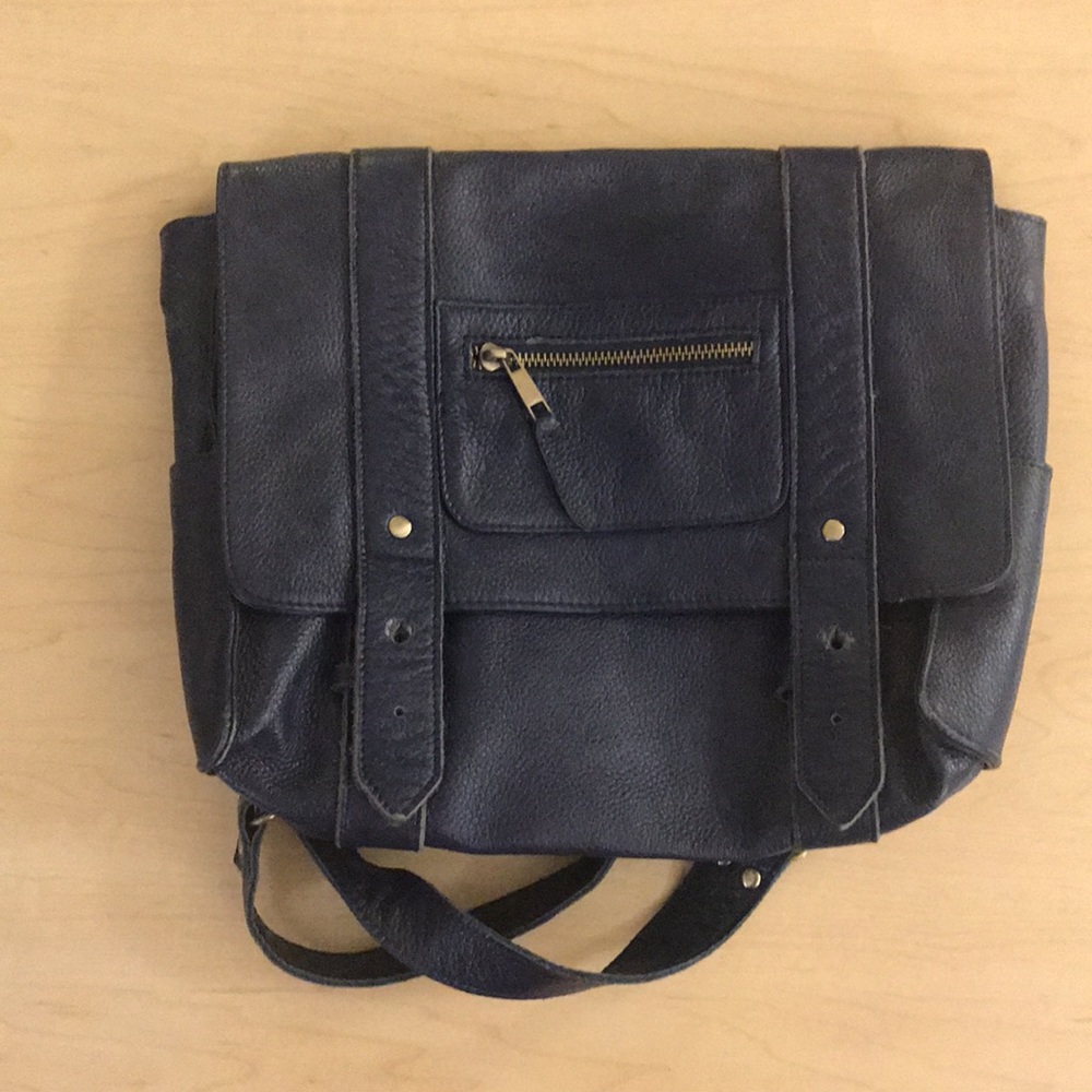 Vere Verto Leather Convertible Backpack/Handbag